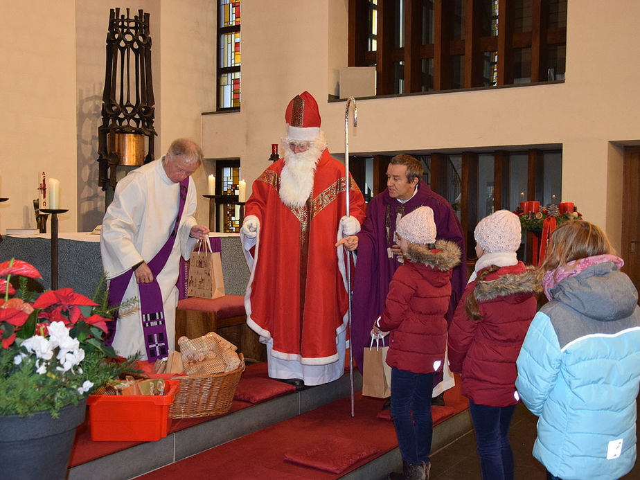 Der heilige Nikolaus in "Heilig Kreuz" Zierenberg